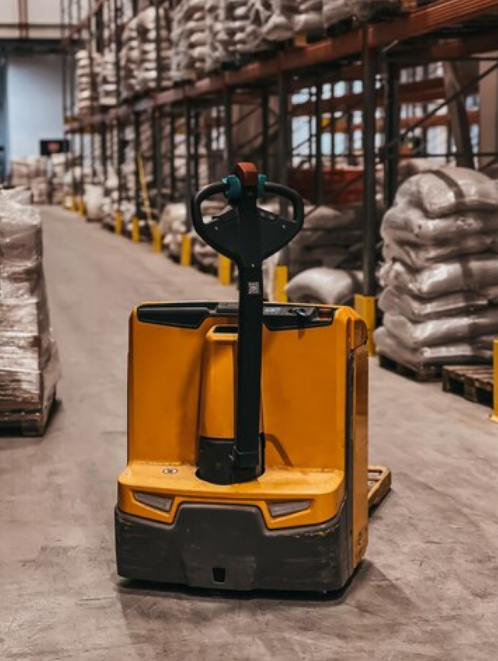 The Silent Revolution: Battery Operated Pallet Trucks Power Up Warehouses